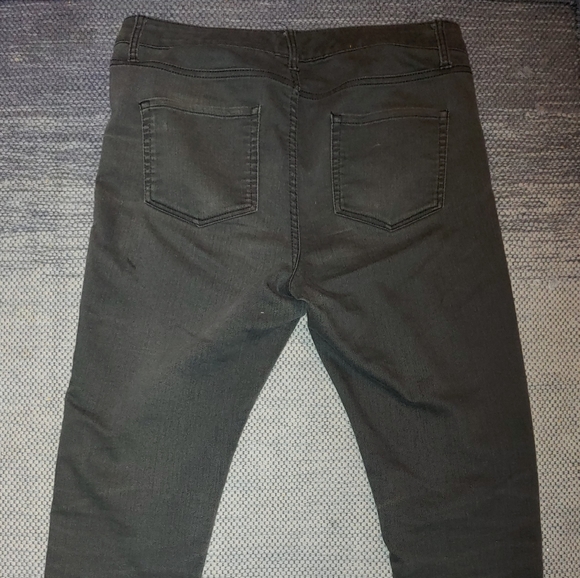 Womens Used Joe Fresh Sz 30 Classic Slim Style Black Denims - Picture 3 of 4